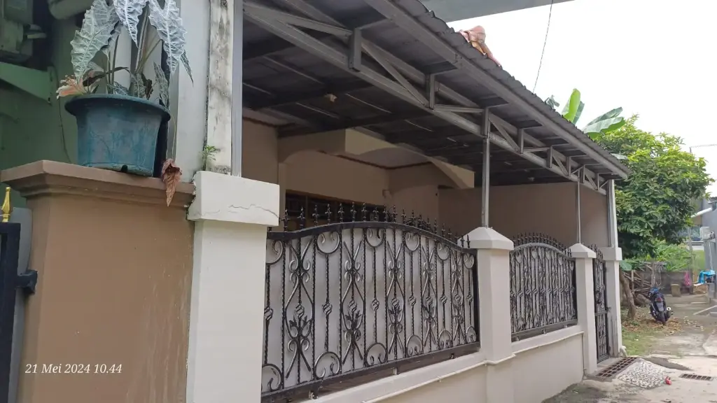  RUMAH SECOND SIAP HUNI – CIRACAS, JAKARTA TIMUR