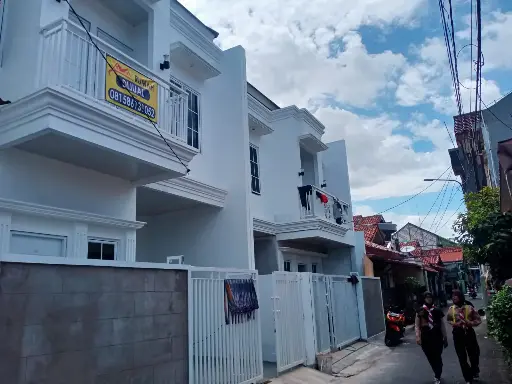  RUMAH SIAP HUNI CIJANTUNG – JAKARTA TIMUR
